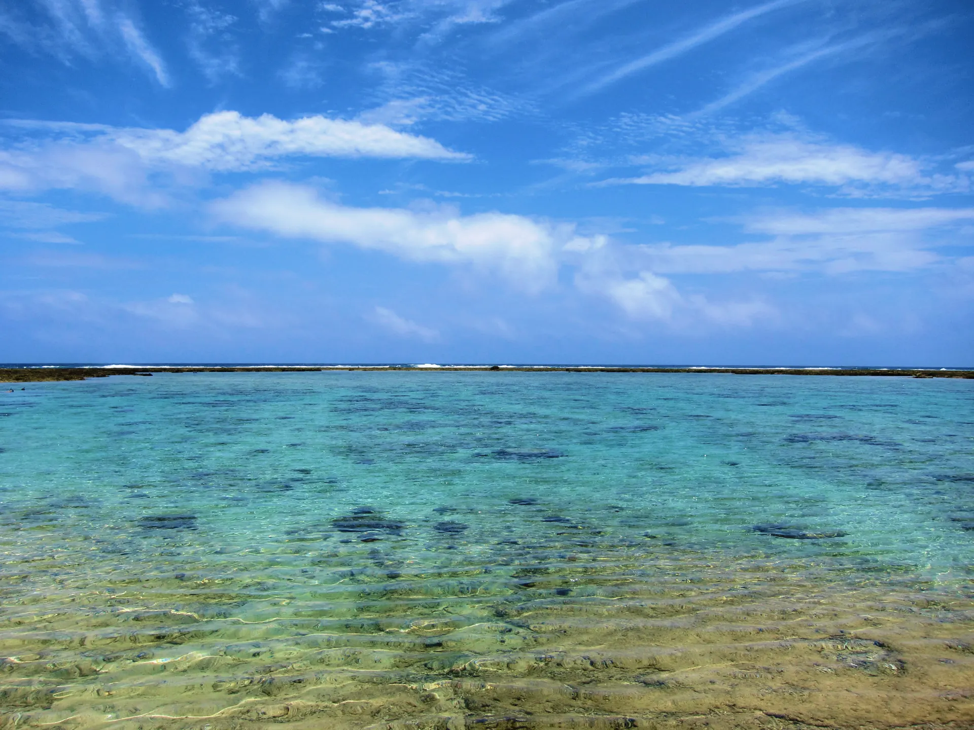 沖繩清澈海岸